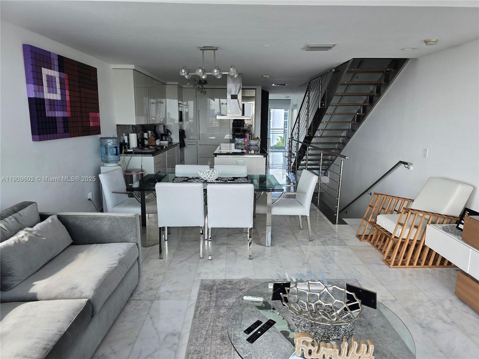 For Sale: $1,320,000 (3 beds, 4 baths, 2050 Square Feet)