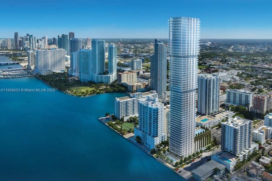 En Venta: $2,795,000 (3 camas, 4 baños, 2743 Pies cuadrados)