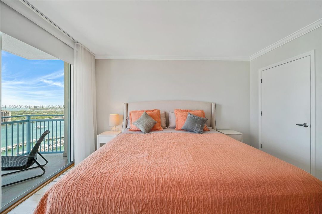 Active With Contract: $6,500 (2 beds, 2 baths, 1130 Square Feet)