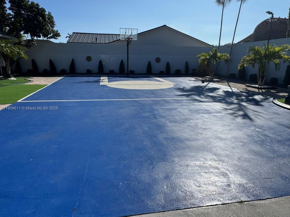 待售: $3,499,999 (5 贝兹, 5 浴室, 3891 平方英尺)