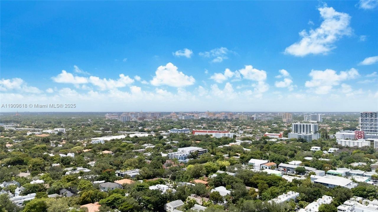 For Rent: $22,000 (3 beds, 3 baths, 1711 Square Feet)