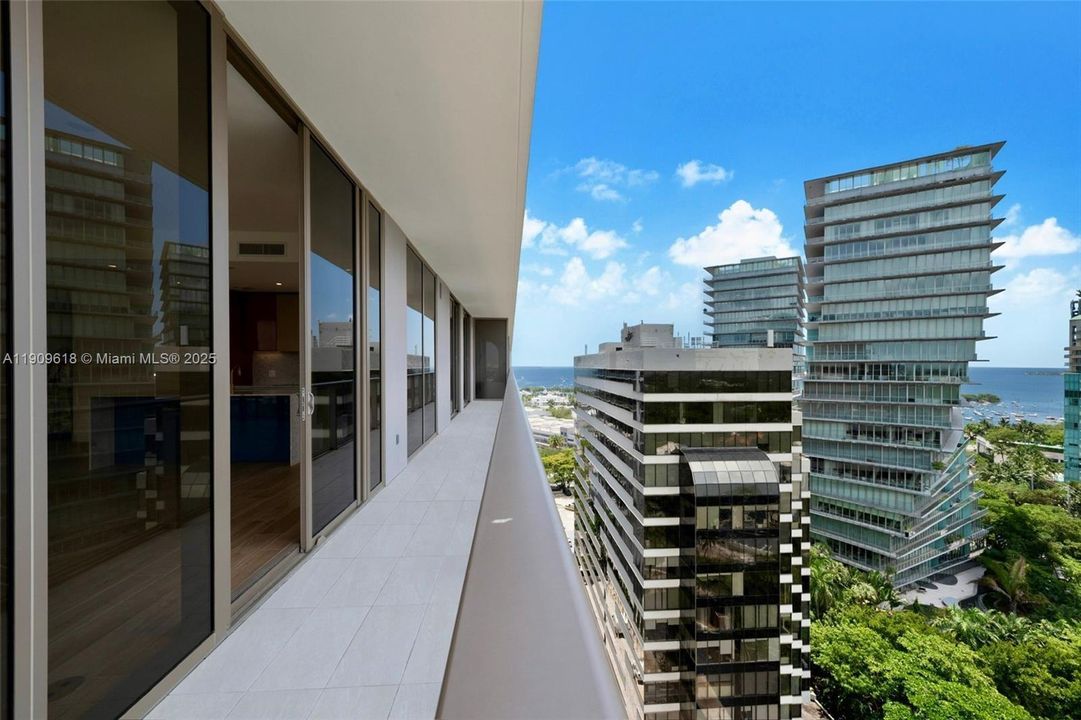 For Rent: $22,000 (3 beds, 3 baths, 1711 Square Feet)