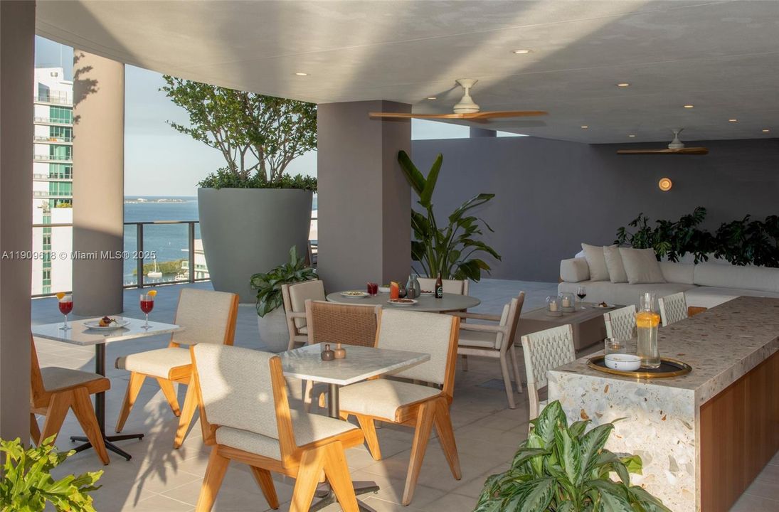 For Rent: $22,000 (3 beds, 3 baths, 1711 Square Feet)