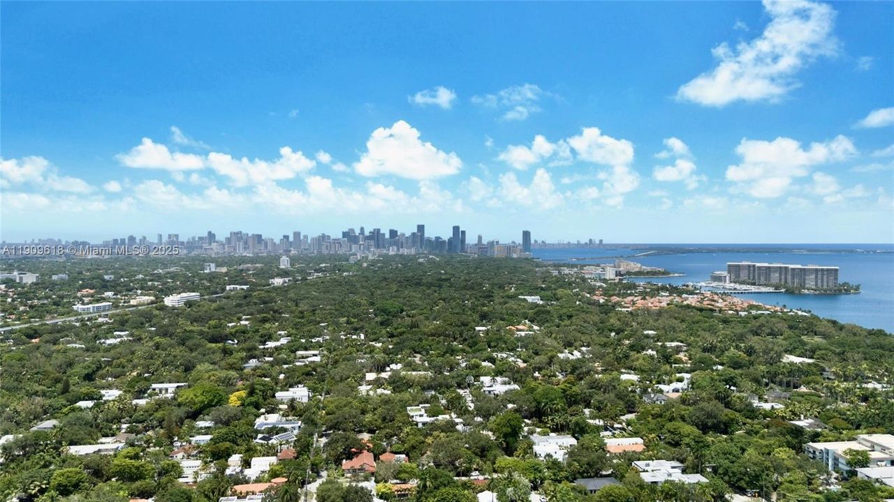 For Rent: $22,000 (3 beds, 3 baths, 1711 Square Feet)