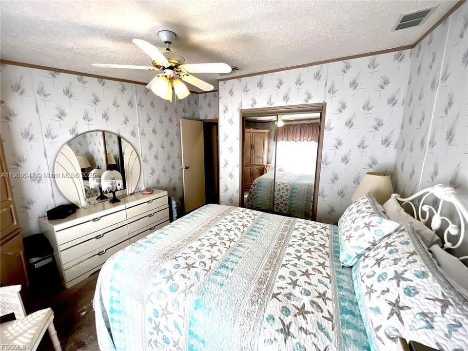 Недавно продано: $120,000 (2 спален, 2 ванн, 0 Квадратных фут)