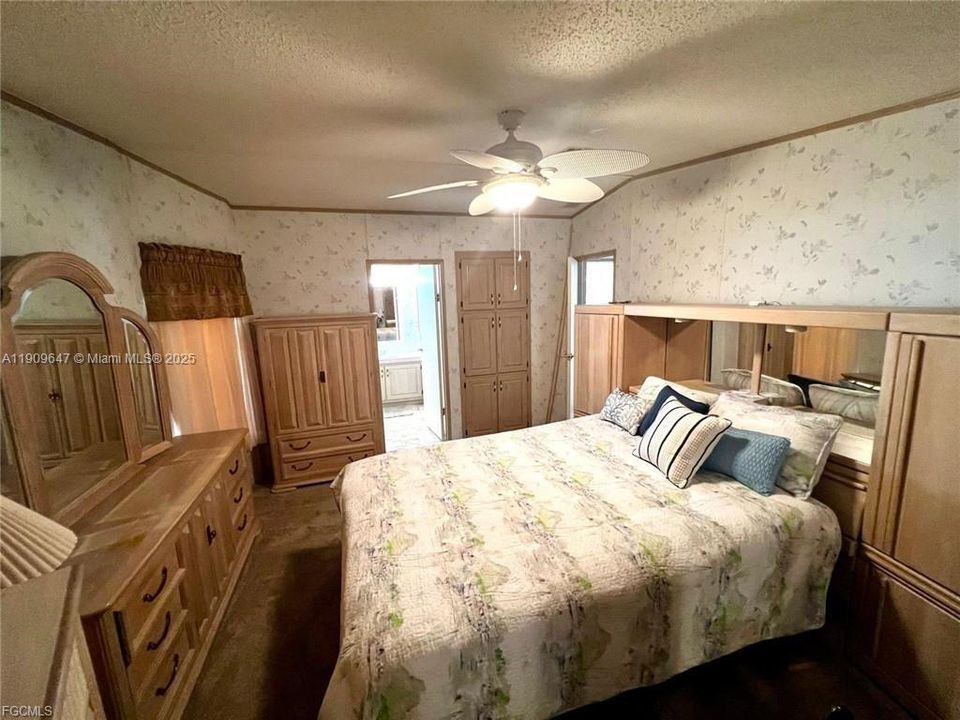 Недавно продано: $120,000 (2 спален, 2 ванн, 0 Квадратных фут)