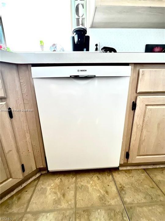 Недавно продано: $120,000 (2 спален, 2 ванн, 0 Квадратных фут)