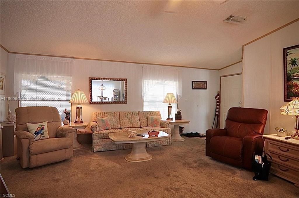 Недавно продано: $120,000 (2 спален, 2 ванн, 0 Квадратных фут)