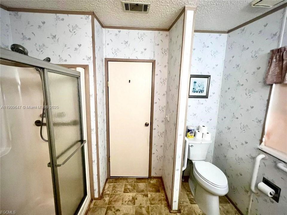 Недавно продано: $120,000 (2 спален, 2 ванн, 0 Квадратных фут)