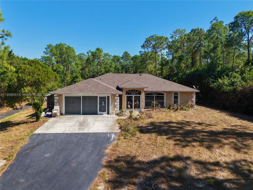 For Sale: $495,000 (3 beds, 2 baths, 1881 Square Feet)