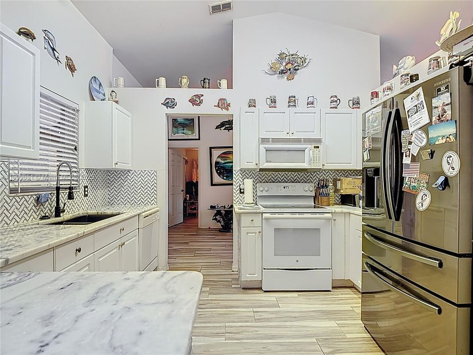 For Sale: $495,000 (3 beds, 2 baths, 1881 Square Feet)