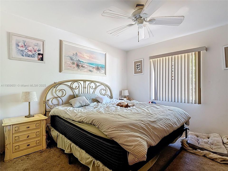 For Sale: $495,000 (3 beds, 2 baths, 1881 Square Feet)