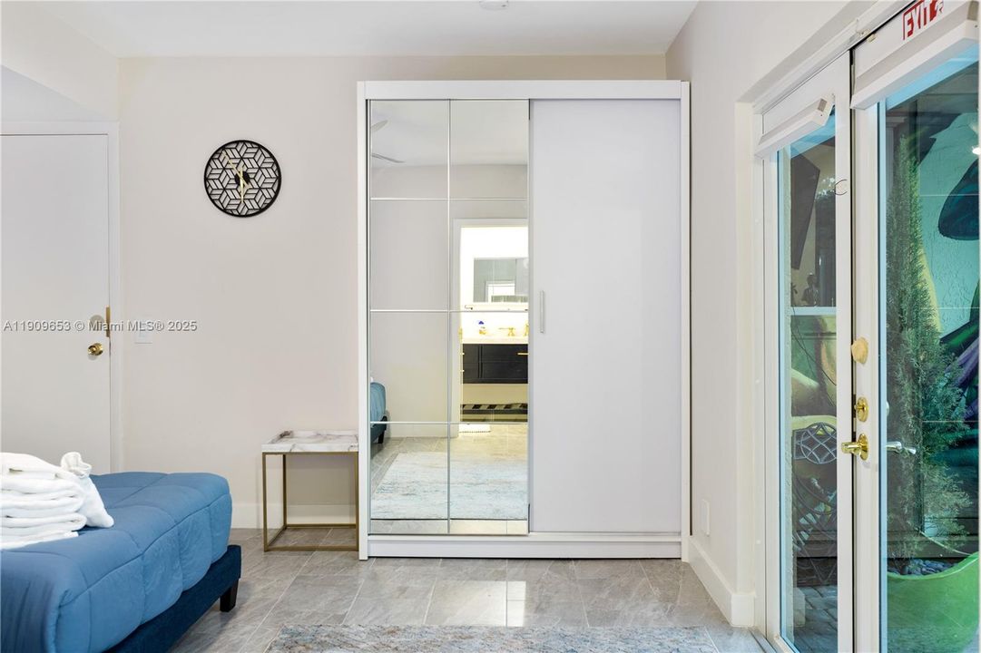 For Rent: $5,450 (4 beds, 3 baths, 1549 Square Feet)