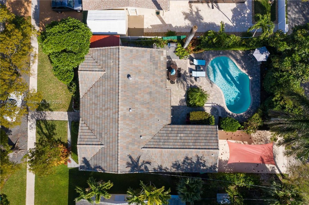 For Rent: $5,450 (4 beds, 3 baths, 1549 Square Feet)