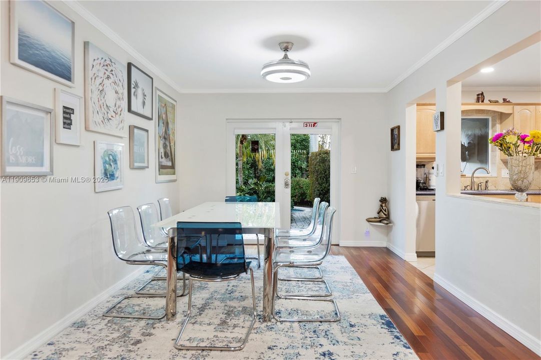 For Rent: $5,450 (4 beds, 3 baths, 1549 Square Feet)