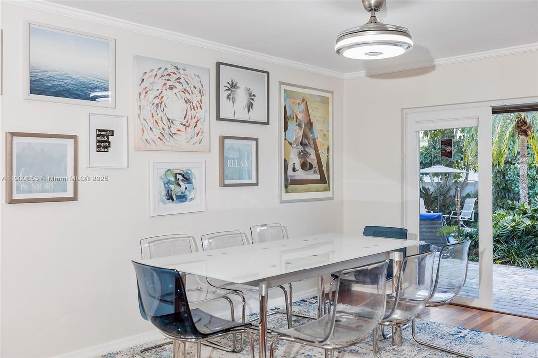 For Rent: $5,450 (4 beds, 3 baths, 1549 Square Feet)