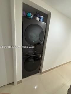 For Sale: $1,145,000 (2 beds, 2 baths, 1269 Square Feet)