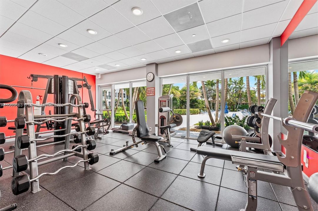 For Sale: $220,000 (1 beds, 1 baths, 800 Square Feet)