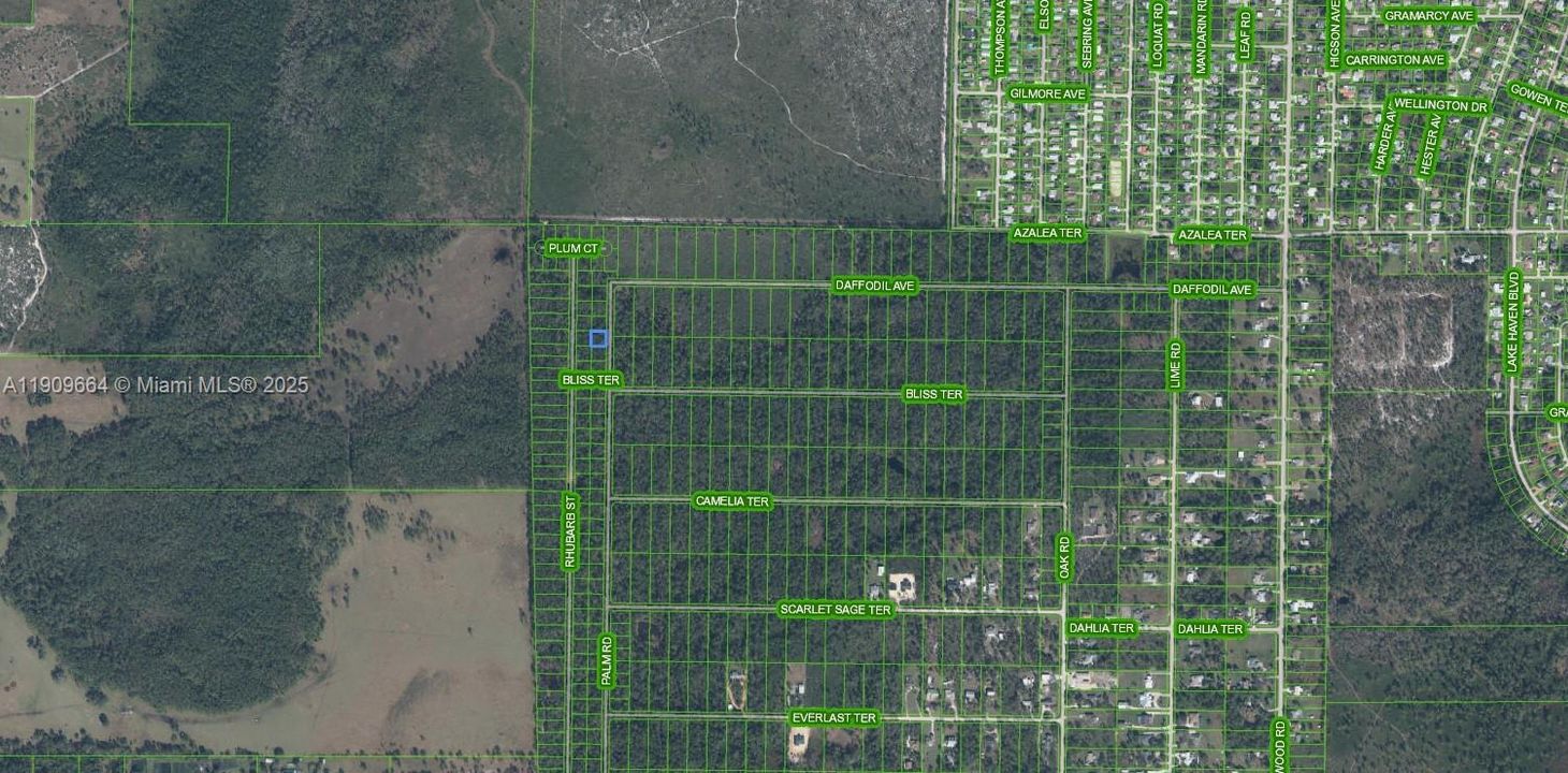 На продажу: $8,000 (0.23 acres)