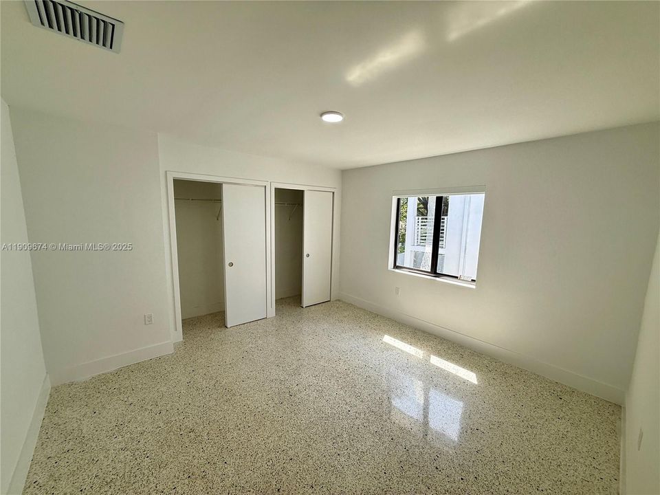 Recently Rented: $1,995 (1 beds, 1 baths, 600 Square Feet)