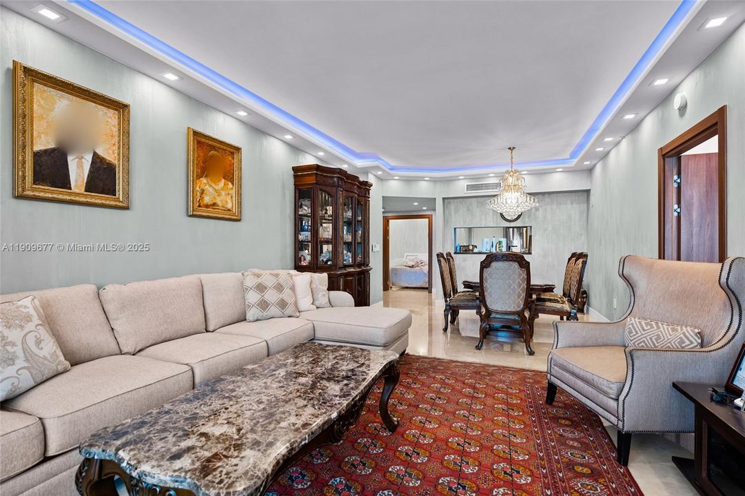 For Sale: $985,000 (2 beds, 2 baths, 1260 Square Feet)