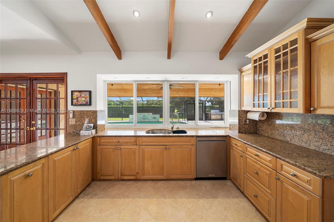 待售: $1,225,000 (5 贝兹, 3 浴室, 3398 平方英尺)