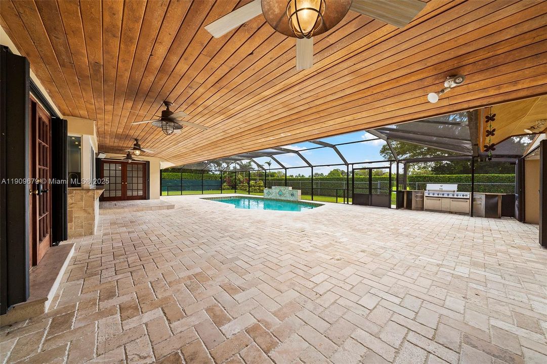 待售: $1,225,000 (5 贝兹, 3 浴室, 3398 平方英尺)