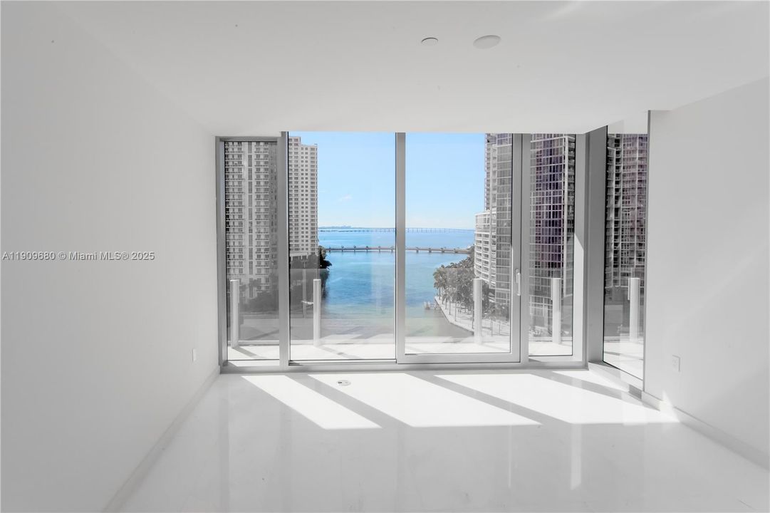 For Rent: $15,000 (2 beds, 3 baths, 1829 Square Feet)