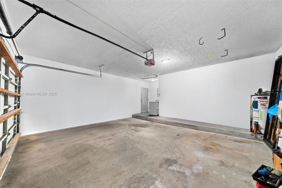 待售: $950,000 (3 贝兹, 2 浴室, 1668 平方英尺)