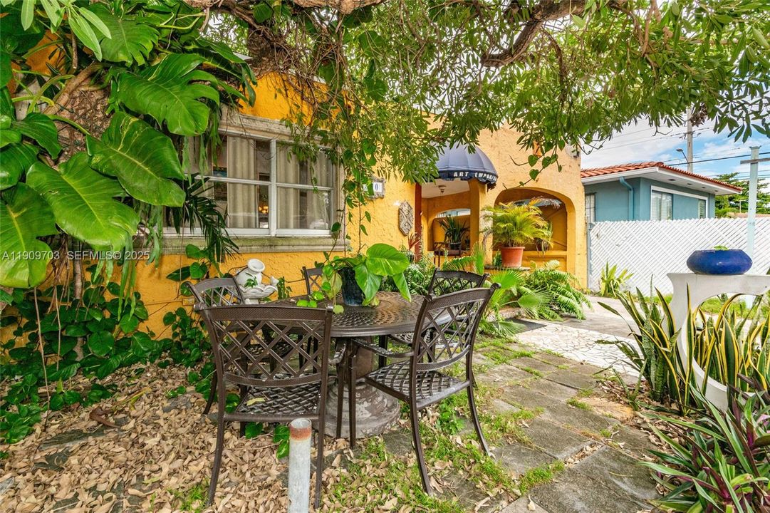 4000 sq. ft lot with high density, T4, Mixed use zoning in the heart of Little Havana