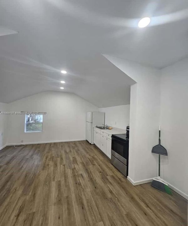 En Renta: $1,625 (1 camas, 1 baños, 1337 Pies cuadrados)