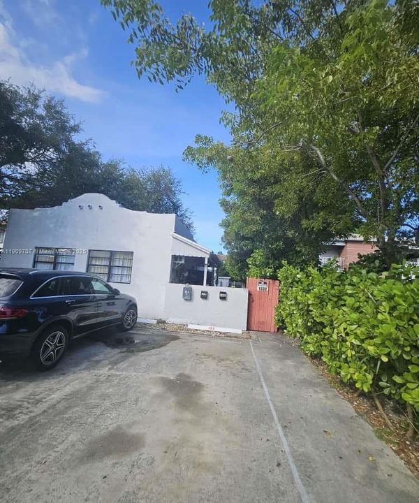 En Renta: $1,625 (1 camas, 1 baños, 1337 Pies cuadrados)