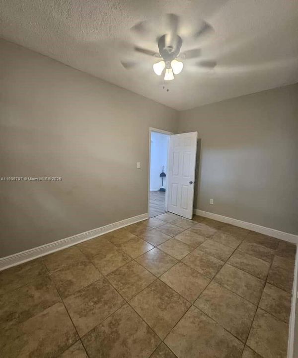 En Renta: $1,625 (1 camas, 1 baños, 1337 Pies cuadrados)