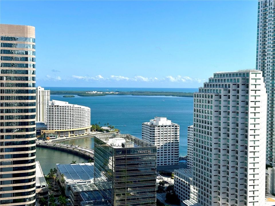 Recientemente alquilado: $6,950 (2 camas, 2 baños, 1265 Pies cuadrados)