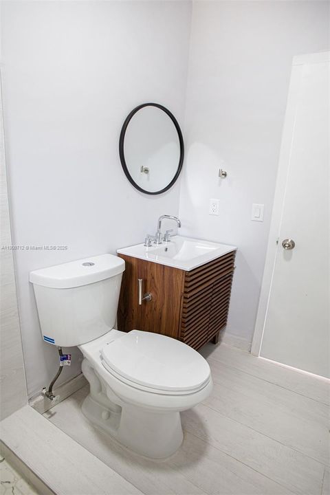 Recientemente alquilado: $1,700 (2 camas, 1 baños, 800 Pies cuadrados)