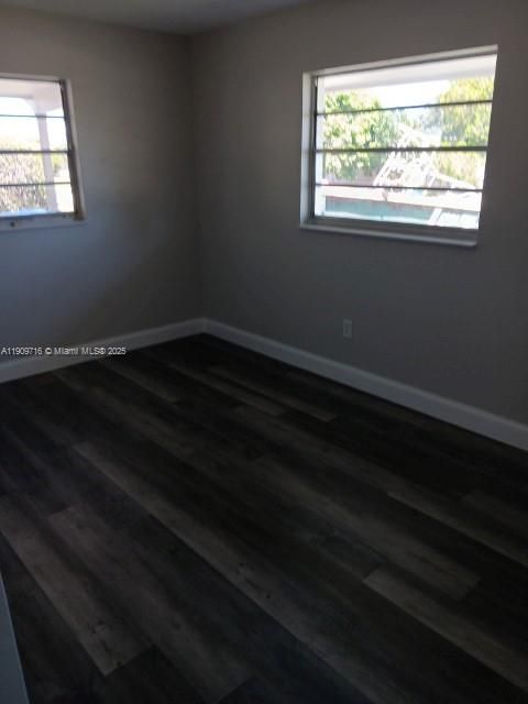 В аренду: $1,750 (3 спален, 2 ванн, 1150 Квадратных фут)