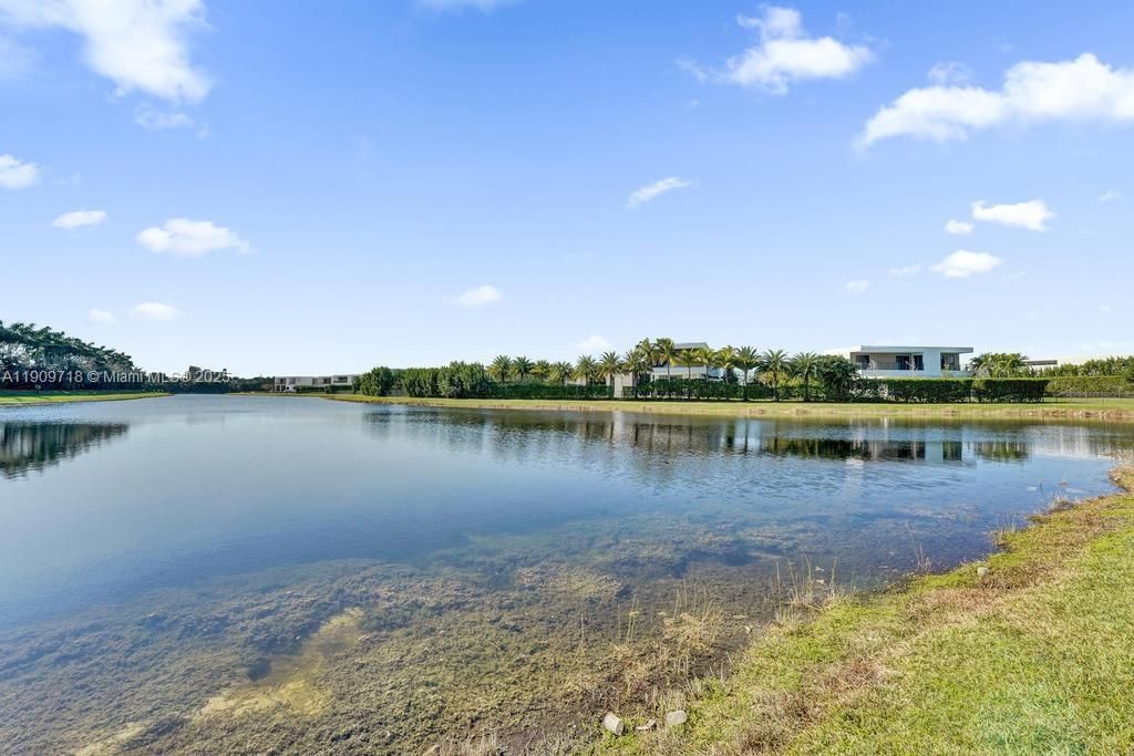 На продажу: $430,000 (2 спален, 2 ванн, 1158 Квадратных фут)