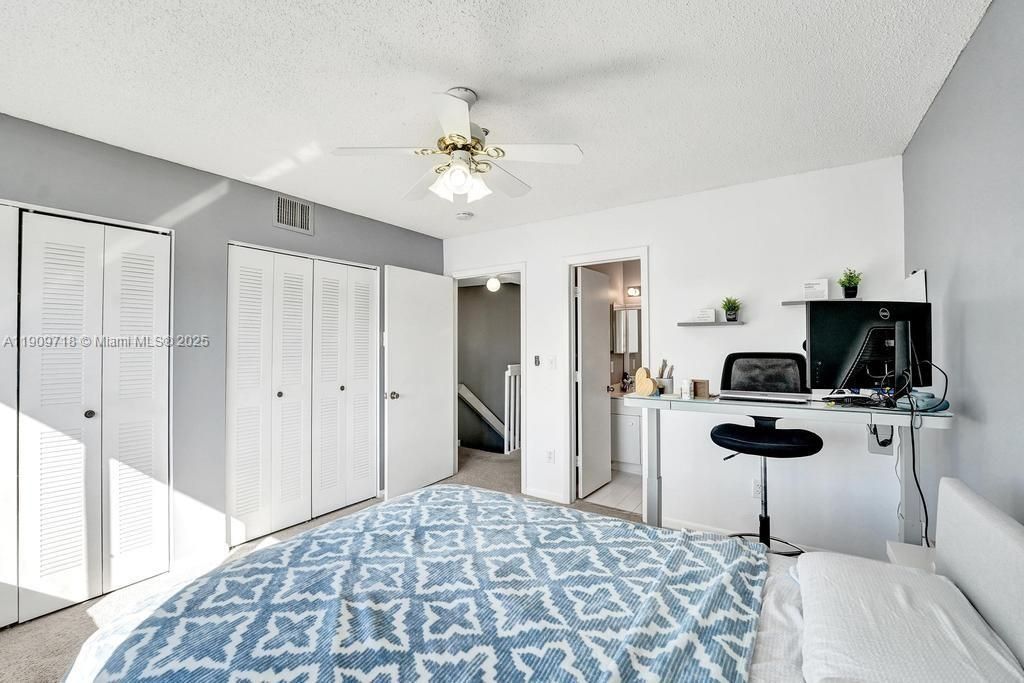 На продажу: $430,000 (2 спален, 2 ванн, 1158 Квадратных фут)