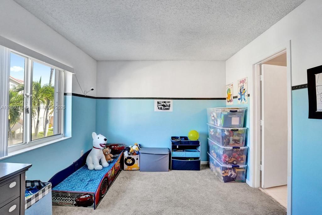 На продажу: $430,000 (2 спален, 2 ванн, 1158 Квадратных фут)