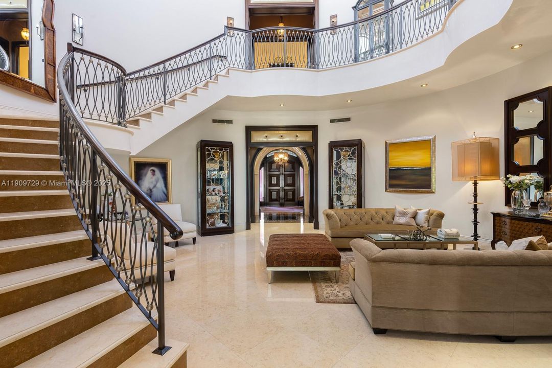 For Sale: $49,500,000 (6 beds, 8 baths, 11160 Square Feet)