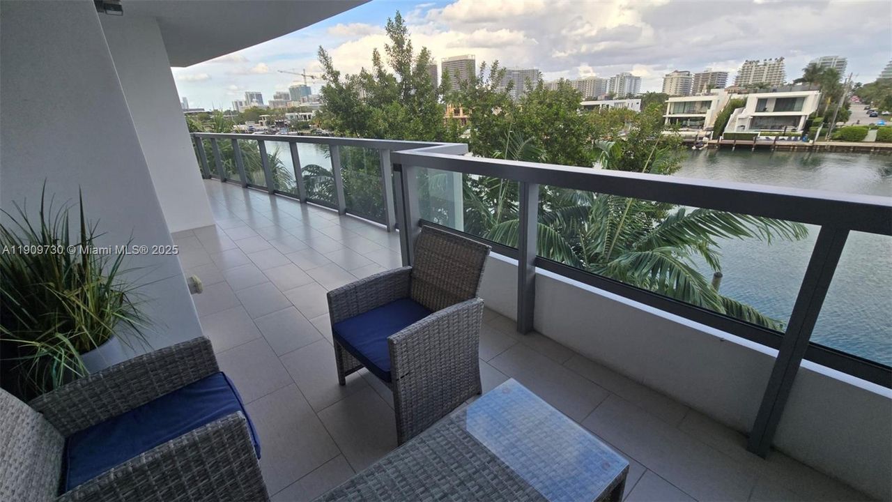 En Venta: $1,590,000 (2 camas, 2 baños, 1303 Pies cuadrados)