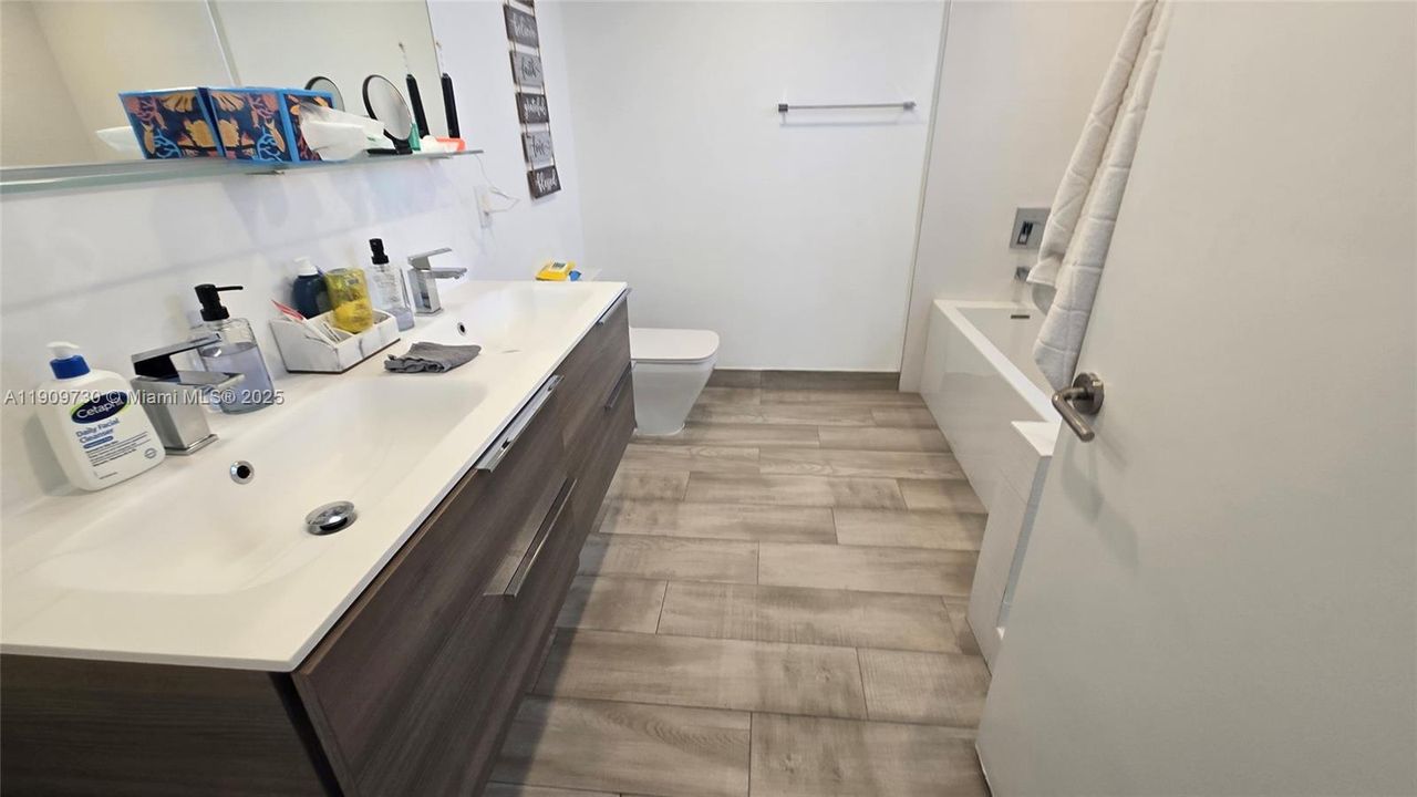 En Venta: $1,590,000 (2 camas, 2 baños, 1303 Pies cuadrados)