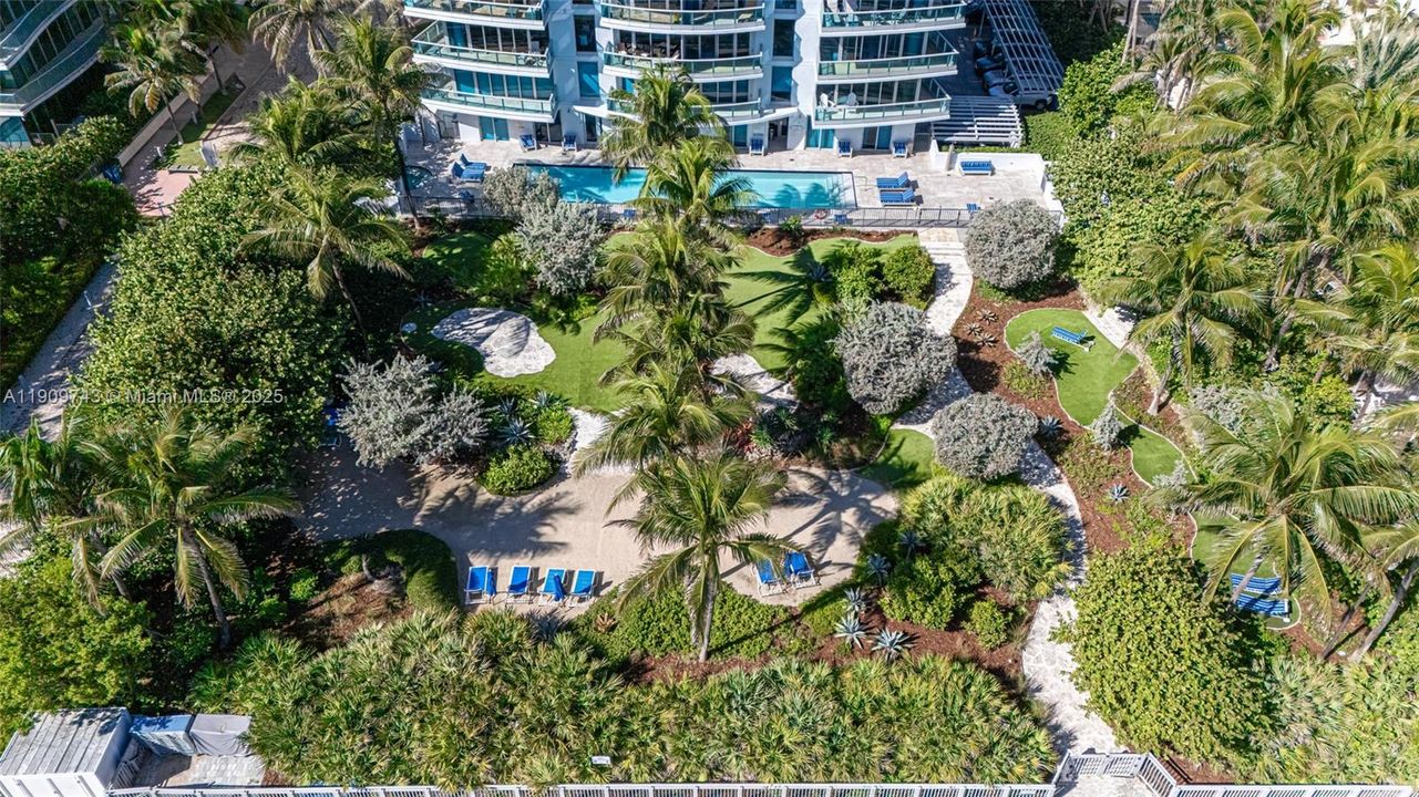 待售: $1,650,000 (2 贝兹, 2 浴室, 1614 平方英尺)