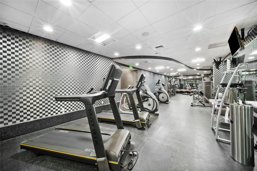 待售: $1,650,000 (2 贝兹, 2 浴室, 1614 平方英尺)