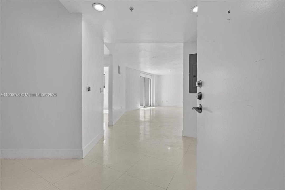 En Venta: $680,000 (2 camas, 2 baños, 1453 Pies cuadrados)