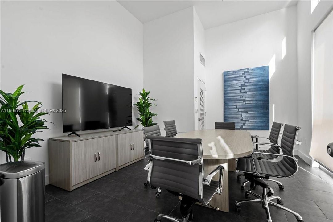 En Venta: $680,000 (2 camas, 2 baños, 1453 Pies cuadrados)