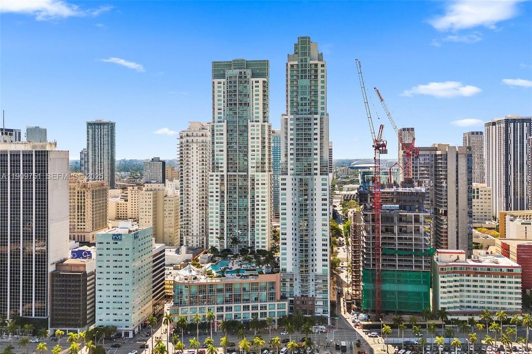 For Sale: $280,000 (1 beds, 1 baths, 506 Square Feet)