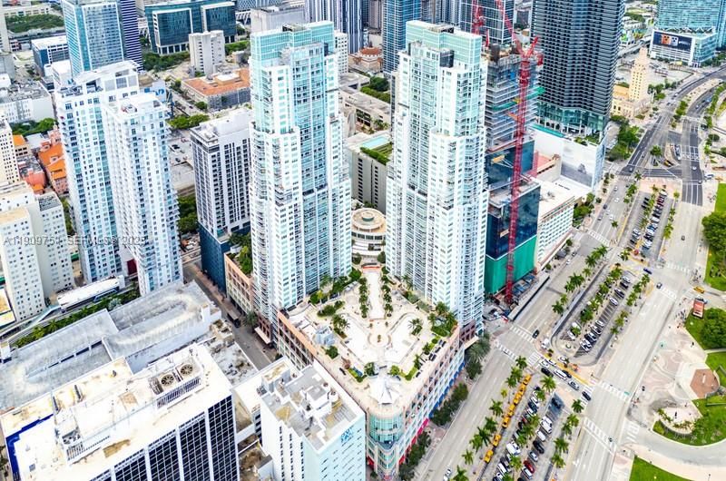 For Sale: $280,000 (1 beds, 1 baths, 506 Square Feet)