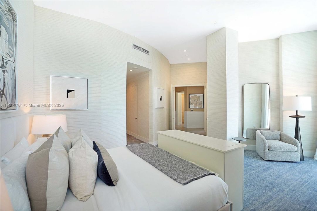 В аренду: $100,000 (5 спален, 5 ванн, 4500 Квадратных фут)