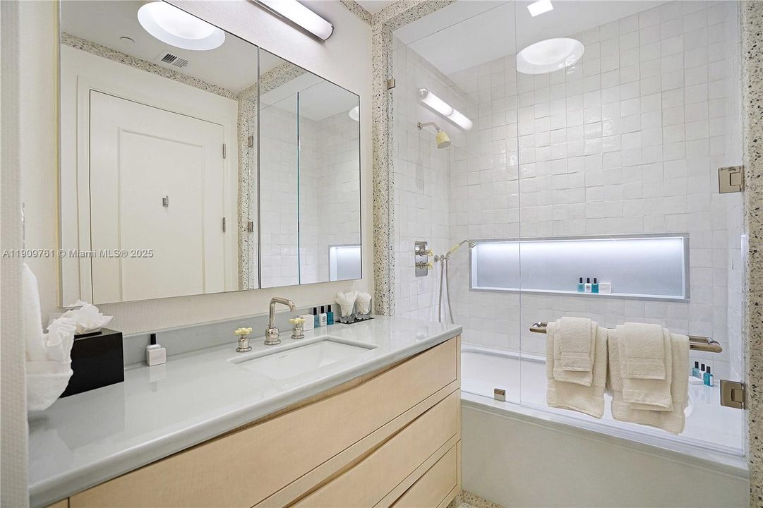 2nd bathroom
